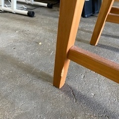 ギス有り　ダイニングテーブル　4人掛けの画像