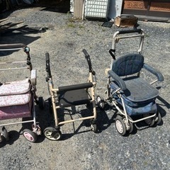 車椅子の画像