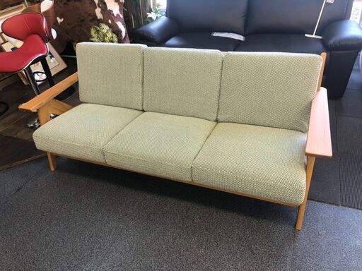 1-99 ナガノインテリア３P木肘ソファ【一部地域配送可・現状渡し】カグマニア