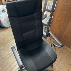 キャスター付きチェア