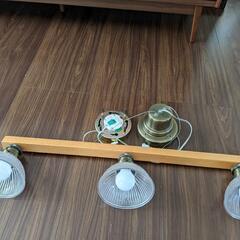 ペンダントライト　家具 照明器具　ダイニングテーブルの画像