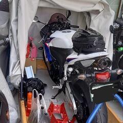 バイクガレージの画像