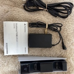 DualSense 充電スタンド (CFI-ZDS1)の画像