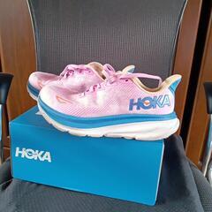 ホカ（HOKA）ランニングシューズ クリフトン9 ワイド