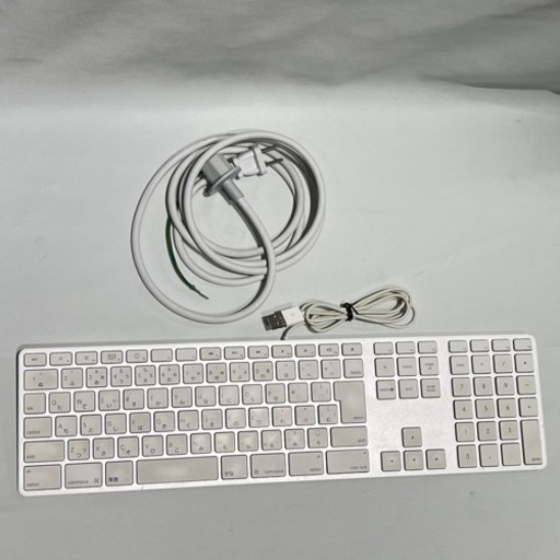 iMac 21.5インチ デスクトップパソコン