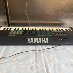YAMAHA ヤマハ 電子キーボード PortaSound PSS-270 49鍵盤 音出し確認済 ACアダプター付属 VOICE BANK 中古品 ③の画像