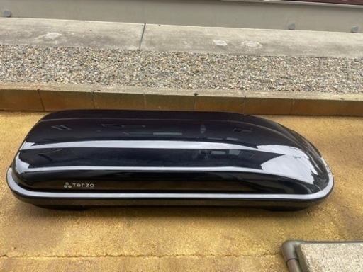 値下中　ルーフボックス　Terzo エアロクロスライダー185【270L】