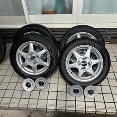 取引中です。軽自動車用スタッドレスタイヤアルミセット(４本)