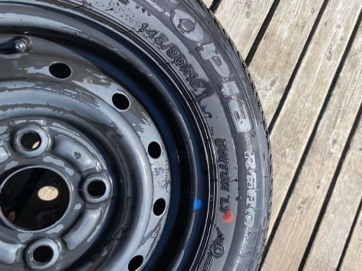 軽バス、軽トラ　タイヤ　車のパーツ タイヤ、ホイール