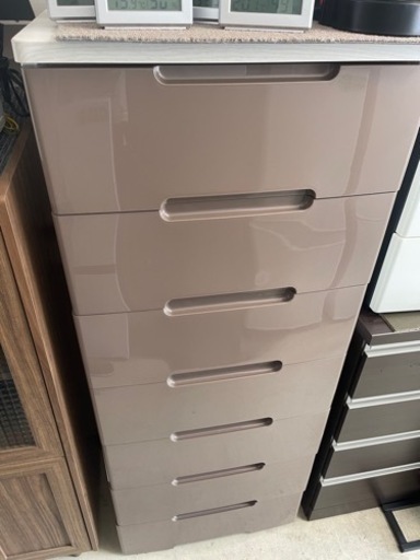 ほぼ未使用　収納ケース 7段　チェスト 衣装ケース