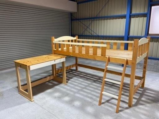 システムデスクベット