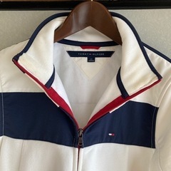 ✨TOMMY HILFIGER ブルゾン✨　値下げしましたの画像