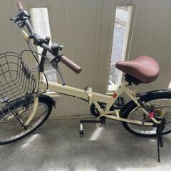 カゴ付き折りたたみ6段ギア自転車の画像