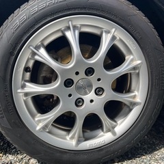車のパーツ タイヤ、ホイール