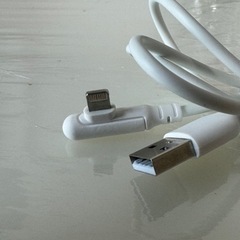 iPhone 充電ケーブルの画像