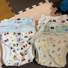 子ども服、靴の画像