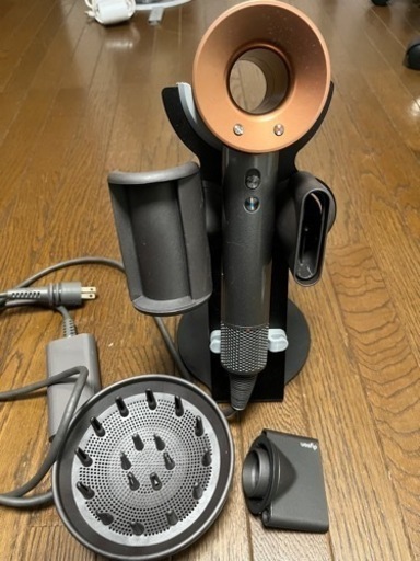 ダイソン　Dyson ドライヤー