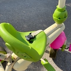 自転車 三輪車の画像