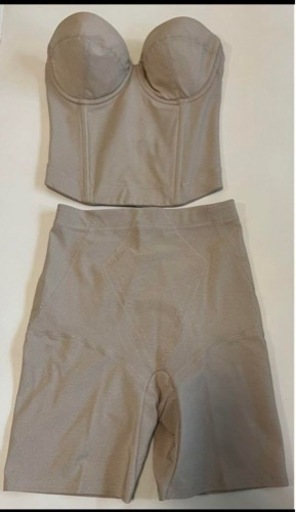 dress the life ビスチェ