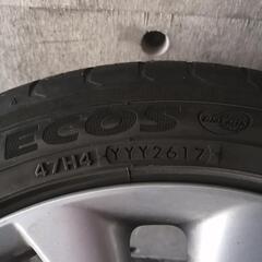 車のパーツ タイヤ、ホイールの画像