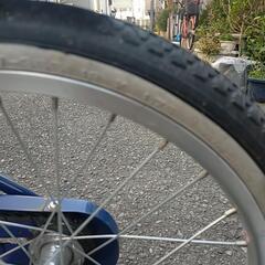 自転車 折りたたみ自転車の画像