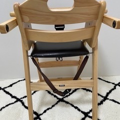 カトージ/木製ワイドハイチェア ステップ切り替え(ナチュラル)の画像