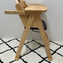 カトージ/木製ワイドハイチェア ステップ切り替え(ナチュラル)の画像