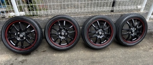 車のパーツ タイヤ、ホイール