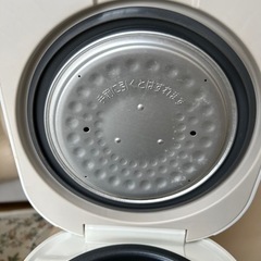 家電 キッチン家電 炊飯器　タイガー3合炊　JAJ−G550 の画像