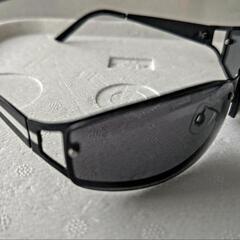 服/ファッション 小物 サングラスの画像