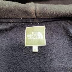 ノースフェイス　パーカーの画像