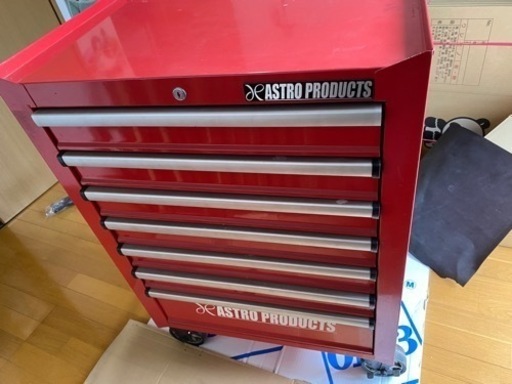 キャビン、整備工具