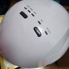 ネイル UV LED ライトの画像
