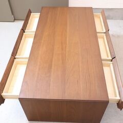 NAGNO INTERIOR(ナガノインテリア)のウォールナット材 両面引き出し収納付きセンターテーブルです。ナチュラルな質感と便利な収納が魅力のローテーブルは北欧風や和の空間にもオススメです♪の画像