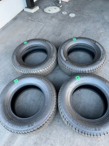 265/65R17（27週2023年製）ほぼ新品 価格交渉OKです　ランドクルーザープラド150純正夏タイヤ新車外し４本セット（ 10月14日納車）