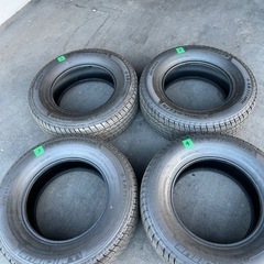 265/65R17（27週2023年製）ほぼ新品 価格交渉OKです ランドクルーザー