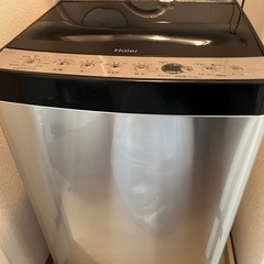 ☆中古 激安！！ 棚　収納　ガラス扉　家具　シンプル￥15,000！！ハイアール　洗濯機　2021