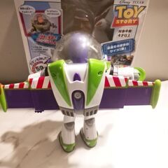 【箱付】【ディズニー・トイストーリー】リアルサイズトーキングフィギュア バズライトイヤー(リミックス版)の画像