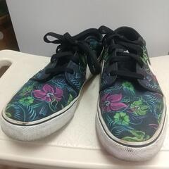 NIKEナイキ花柄スニーカー