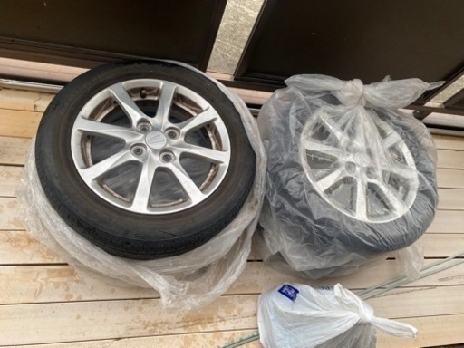 車のパーツ タイヤ、ホイールダイハツ純正ホイール155/65R14
