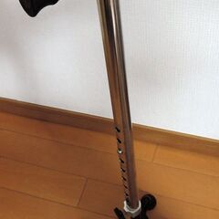  startside （スタートサイド） ４点足 アルミ クラッチ 杖 ステッキ 松葉杖 軽量タイプ【適正身長】145㎝～180㎝の画像