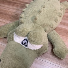 ワニぬいぐるみ
