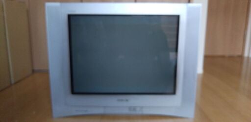 骨董品に近いブラウン管テレビです。