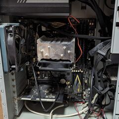 デスクトップPC　メモリ：16GB　奥48cm×高さ43.5cm×横19cmの画像