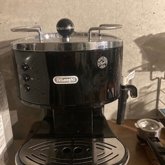 デロンギ　エスプレッソマシンの画像