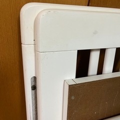 カトージ　ベビーベッド　マットレス付き！　白　の画像