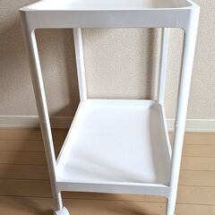 【4/26（金）お渡しできる方】2023年新品購入品　ランドリーラック 2段の画像