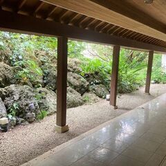 剪定、植木、天然芝張り、草刈り、木の剪定/伐採、リフォーム/解体、片付けなど(個人・法人施設など）また、それら以外の仕事もできますので是非お気軽にご相談ください(＾＾) − 沖縄県