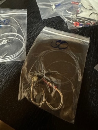 おまけ付き20個セット！アラ釣りの魚礁用の仕掛けになります。ナイロンの50号で上針が45から35号で下針が35号から30号のセットになります。何セットかおまけ付けます
