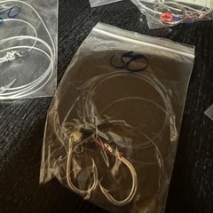 おまけ付き20個セット！アラ釣りの魚礁用の仕掛けになります。ナイロンの50号で上針が45から35号で下針が35号から30号のセットになります。何セットかおまけ付けます